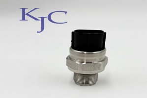 7861-93-1812 Датчик давления для экскаватора Komatsu PC200-8