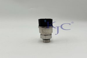KHR10301 KM15-P02 مستشعر الضغط متوافق مع حفارة حالة CX130B CX160B CX210B CX240B CX290B CX300B