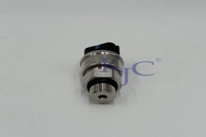KHR10301 KM15-P02 مستشعر الضغط متوافق مع حفارة حالة CX130B CX160B CX210B CX240B CX290B CX300B